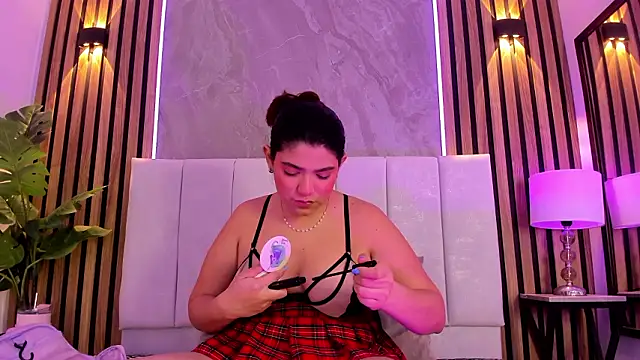 Carlotta de velour online show from 16, 2, 2026