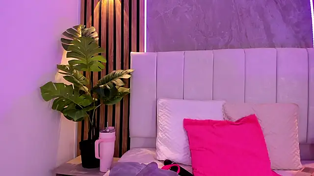 Carlotta de velour online show from 20, 3, 2026