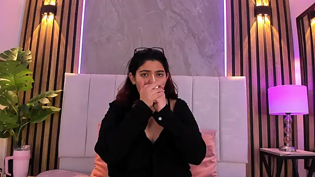 Carlotta de velour online show from 27, 3, 2026