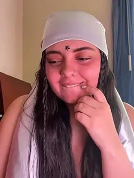 candicewest  online show from 25, 2, 2026