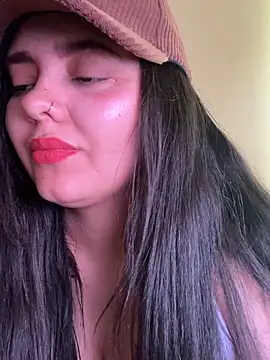 Snapshot of candicewest_ chatting on 28, 5, 2026 candicewest online show from 28, 5, 2026