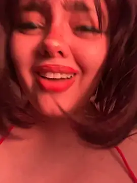 Snapshot of candicewest_ chatting on 7, 8, 2026 candicewest online show from 7, 8, 2026