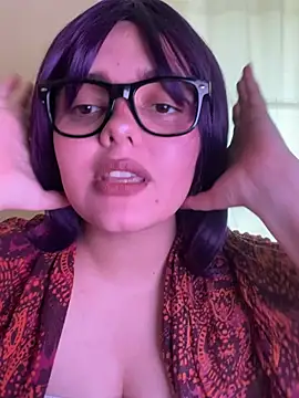 Snapshot of candicewest_ chatting on 13, 6, 2026 candicewest online show from 13, 6, 2026