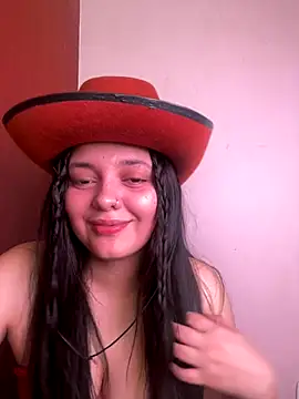 candicewest  online show from 17, 12, 2025