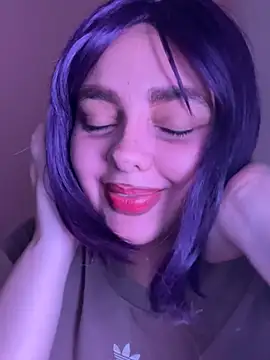 Snapshot of candicewest_ chatting on 1, 8, 2026 candicewest online show from 1, 8, 2026