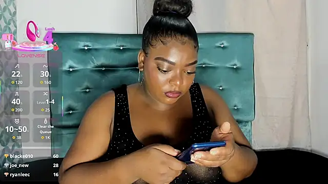 Tamaramilleer online show from 18, 12, 2025