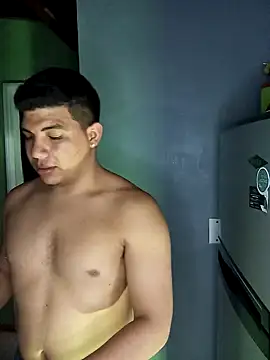 UrielRay13 online show from 13, 11, 2025