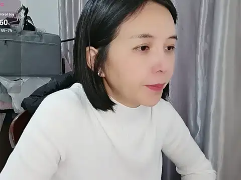 Snapshot of Wanwan61 chatting on 26, 11, 2025 Wanwan61 online show from 26, 11, 2025