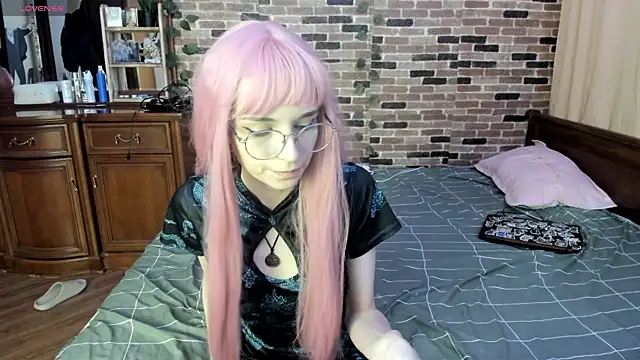 Snapshot of Lilit_Bleime666 chatting on 8, 11, 2025 Lilit Bleime666 online show from 8, 11, 2025