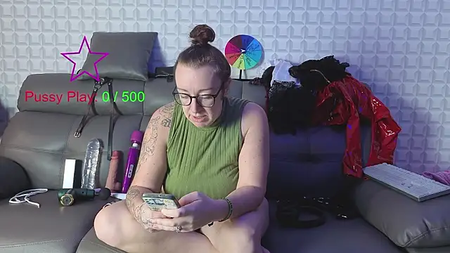 JadeStarUK online show from 11, 3, 2026