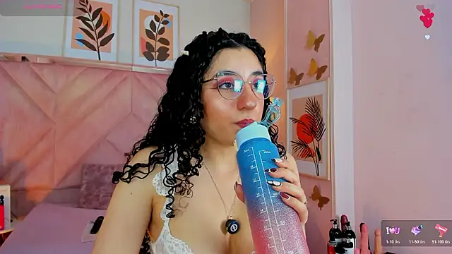 DemiJones  online show from 17, 3, 2026