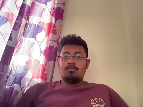 Snapshot of Your_yash2 chatting on 2, 4, 2026 Your yash2 online show from 2, 4, 2026