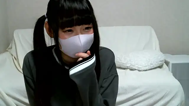 yuna-yourgirlfriend online show from 29, 11, 2025