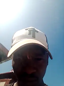 Snapshot of Capsuleeee chatting on 9, 11, 2025 Capsuleeee online show from 9, 11, 2025