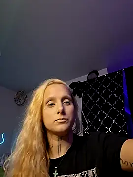 Snapshot of GemmaJustice1127 chatting on 14, 7, 2026 GemmaJustice1127 online show from 14, 7, 2026