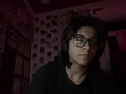 yourfavhoee online show from 12, 11, 2025