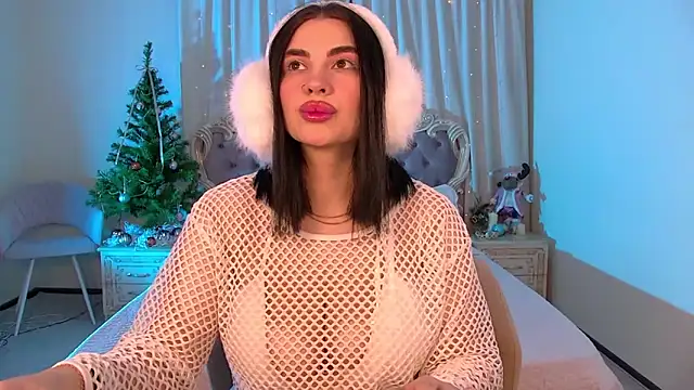 Snapshot of AdrianaTorres chatting on 16, 12, 2025 AdrianaTorres online show from 16, 12, 2025