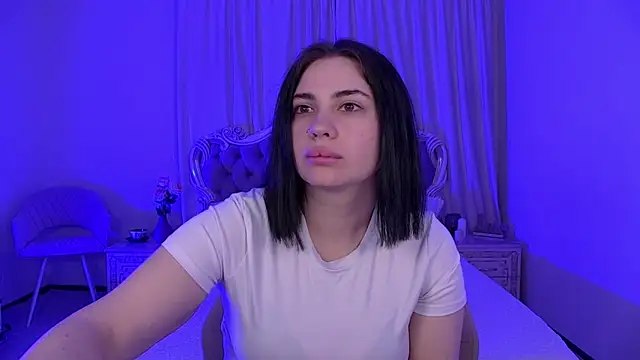 Snapshot of AdrianaTorres chatting on 6, 2, 2026 AdrianaTorres online show from 6, 2, 2026