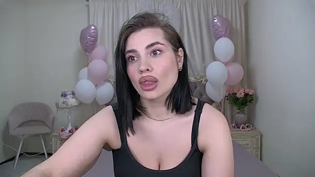 Snapshot of AdrianaTorres chatting on 24, 2, 2026 AdrianaTorres online show from 24, 2, 2026