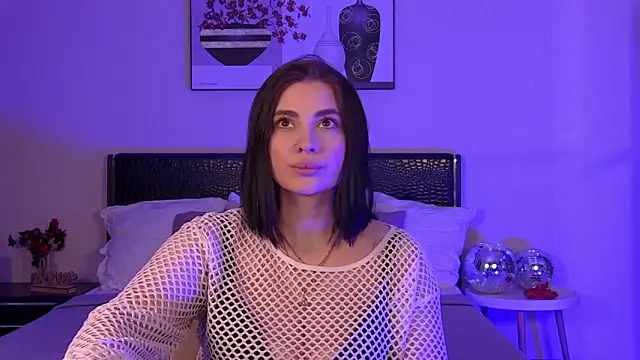 Snapshot of AdrianaTorres chatting on 2, 2, 2026 AdrianaTorres online show from 2, 2, 2026