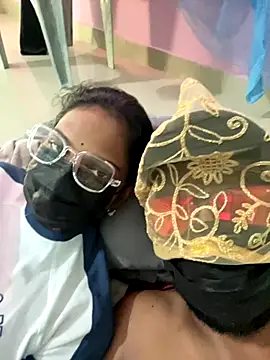 leenaboyxh online show from 13, 11, 2025