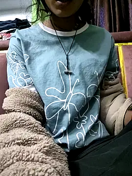 Snapshot of Hasinaji chatting on 7, 11, 2025 Hasinaji online show from 7, 11, 2025