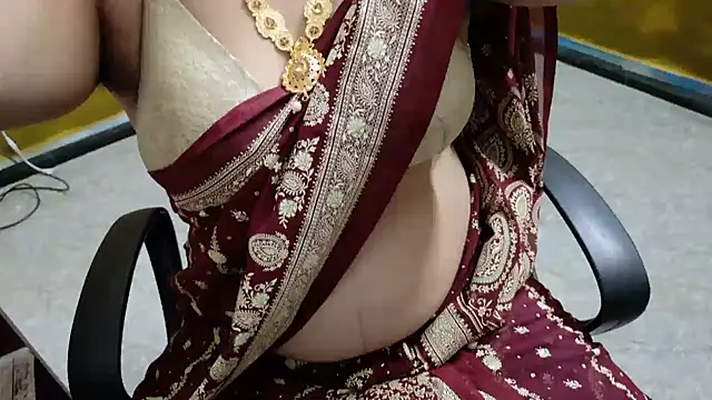 Snapshot of Tamil_VirginAss2 chatting on 19, 11, 2025 Tamil VirginAss2 online show from 19, 11, 2025