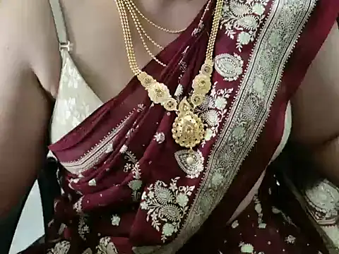 Snapshot of Tamil_VirginAss2 chatting on 28, 11, 2025 Tamil VirginAss2 online show from 28, 11, 2025