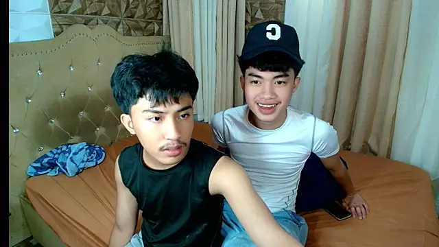 Snapshot of Urloverhardcock chatting on 10, 2, 2026 Urloverhardcock online show from 10, 2, 2026