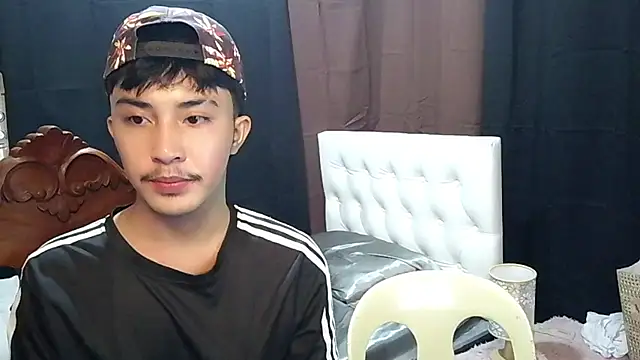 Snapshot of Urloverhardcock chatting on 26, 7, 2026 Urloverhardcock online show from 26, 7, 2026