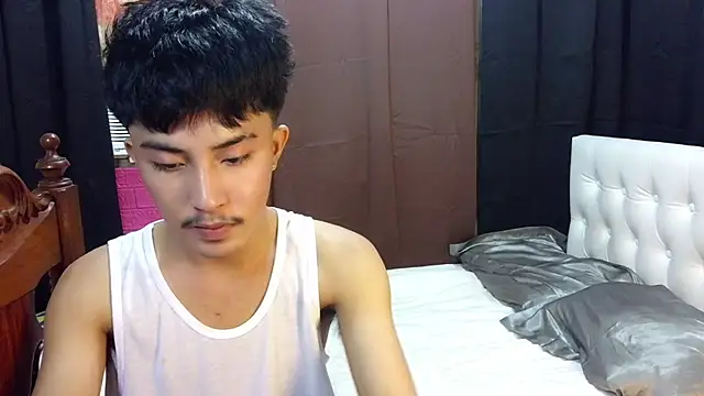 Snapshot of Urloverhardcock chatting on 4, 8, 2026 Urloverhardcock online show from 4, 8, 2026