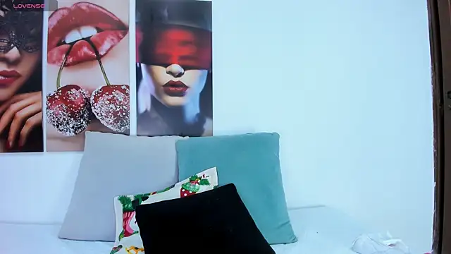 Andhrea Vale online show from 18, 11, 2025