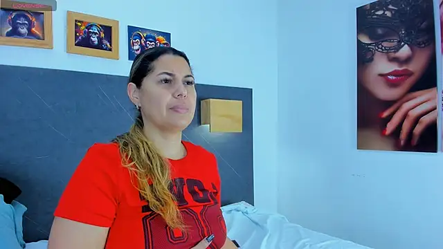 Andhrea Vale online show from 25, 3, 2026