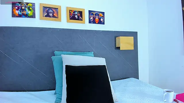 Andhrea Vale online show from 11, 2, 2026