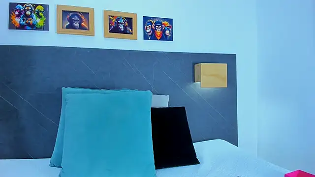 Andhrea Vale online show from 19, 3, 2026