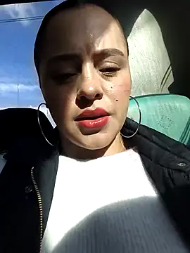 ALEJA  22 online show from 12, 11, 2025