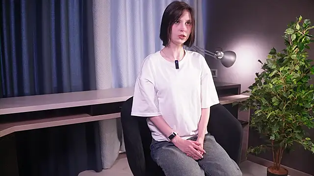 Snapshot of LilaJudice chatting on 7, 11, 2025 LilaJudice online show from 7, 11, 2025