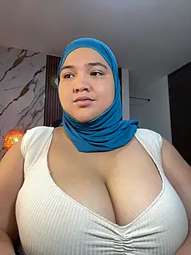 Snapshot of sweetmuslim01 chatting on 8, 7, 2026 sweetmuslim01 online show from 8, 7, 2026