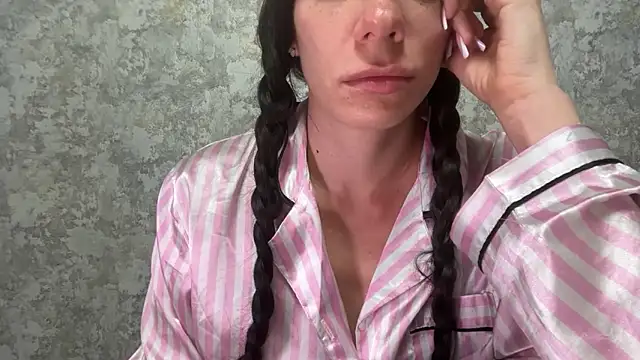 Angelinaa19 online show from 21, 4, 2026