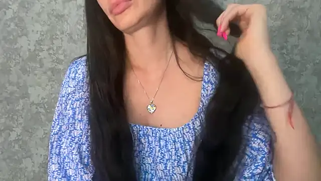 Angelinaa19 online show from 4, 6, 2026
