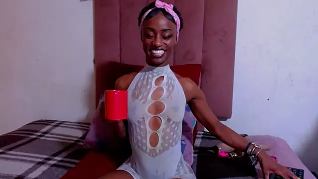 Nikistickyxx25 online show from 14, 4, 2026