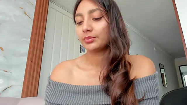 LilyGarcia online show from 16, 6, 2026