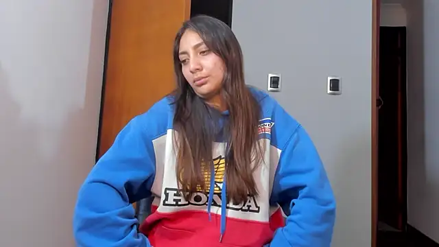 LilyGarcia online show from 14, 6, 2026