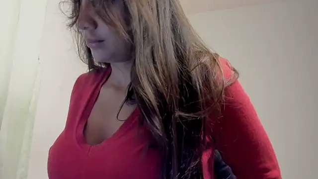 LilyGarcia online show from 16, 5, 2026