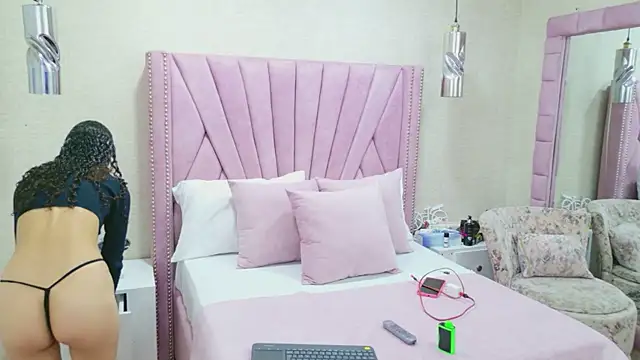 EimySanchez online show from 16, 12, 2025