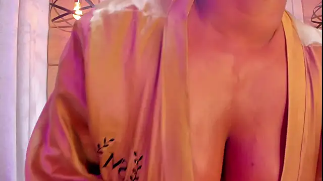 BrendaFernandez  online show from 19, 3, 2026