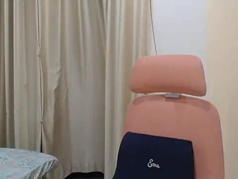 Lil-Cherries online show from 13, 1, 2026