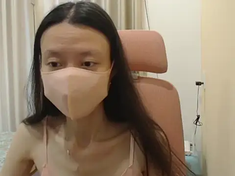 Lil-Cherries online show from 4, 3, 2026