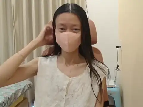 Lil-Cherries online show from 12, 1, 2026