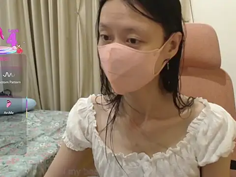 Lil-Cherries online show from 17, 12, 2025